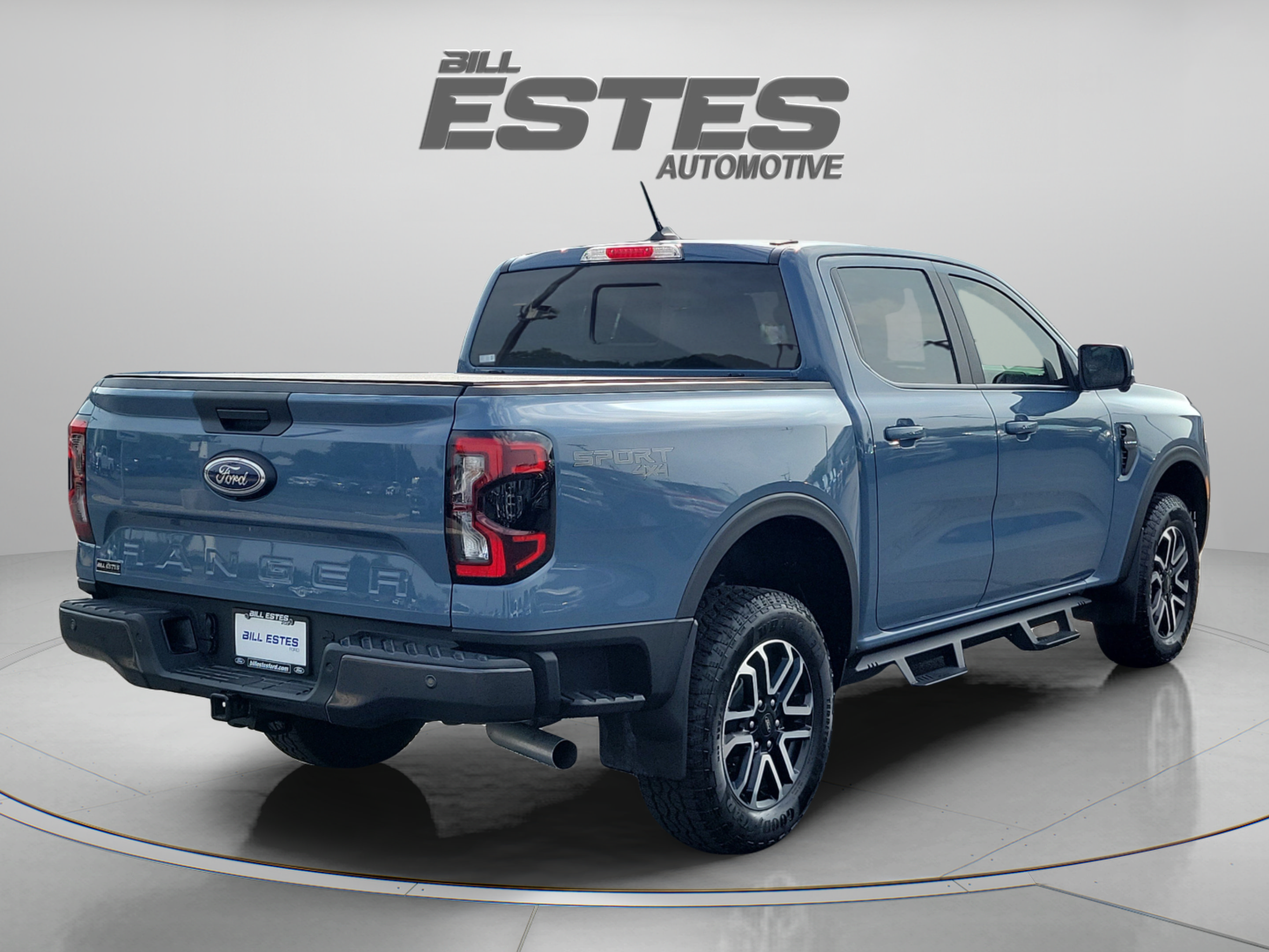 Used 2025 Ford Ranger Lariat w/ Trailer Tow Package AWD/4WD image 4