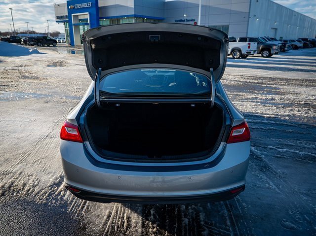 Used 2024 Chevrolet Malibu LT image 12