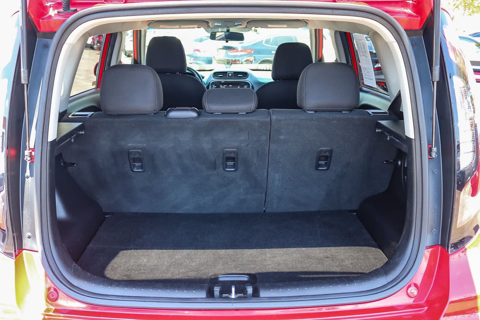 Used 2018 Kia Soul + FWD image 24