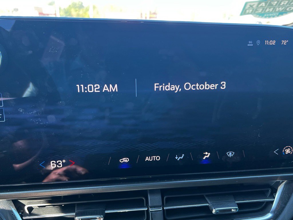 Used 2025 Chevrolet Equinox EV LT image 16