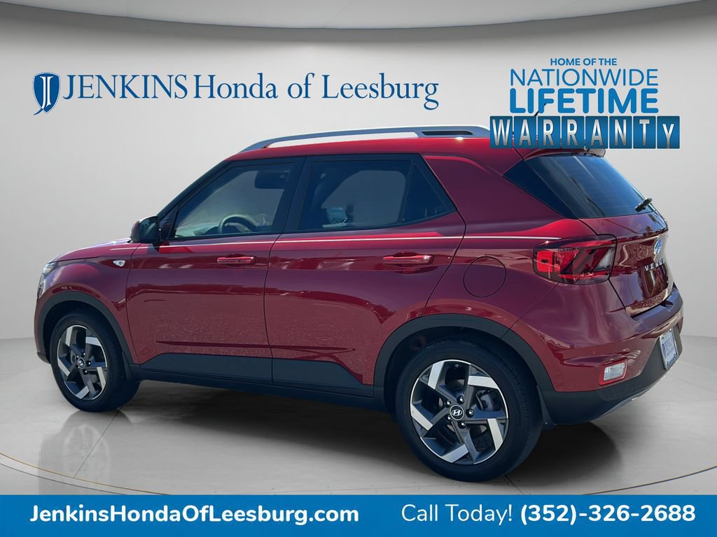 Used 2026 Hyundai Venue SEL FWD image 5