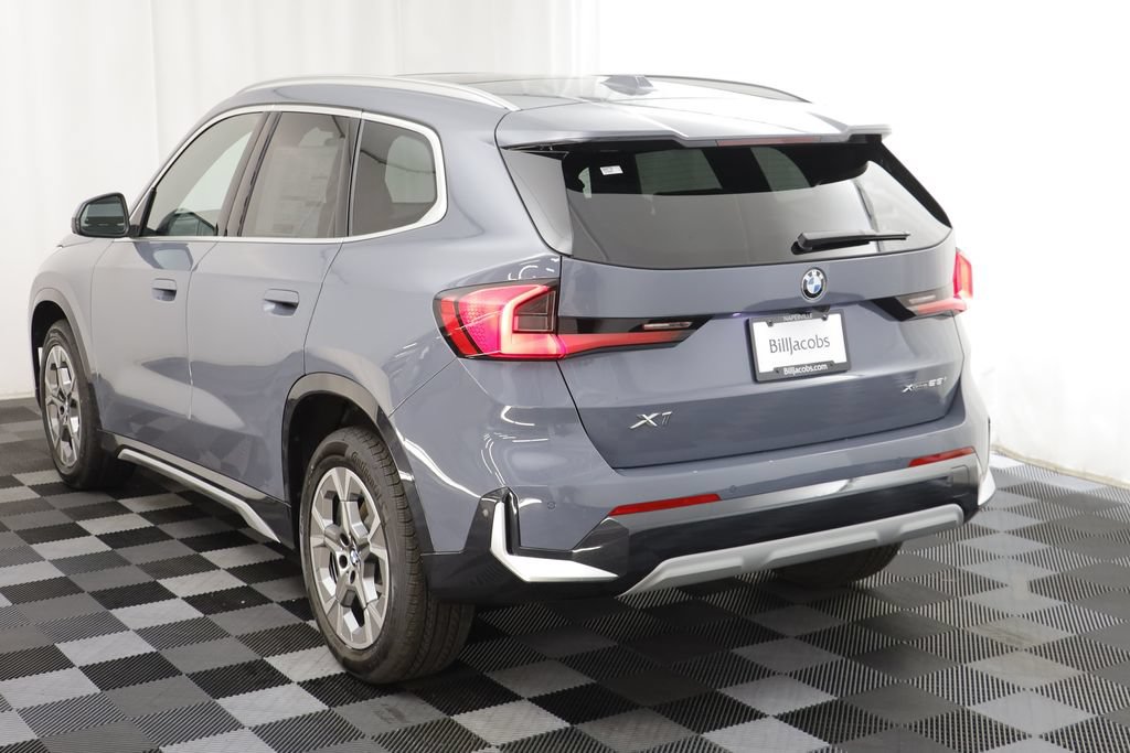 New 2026 BMW X1 xDrive28i w/ Technology Package AWD/4WD image 16