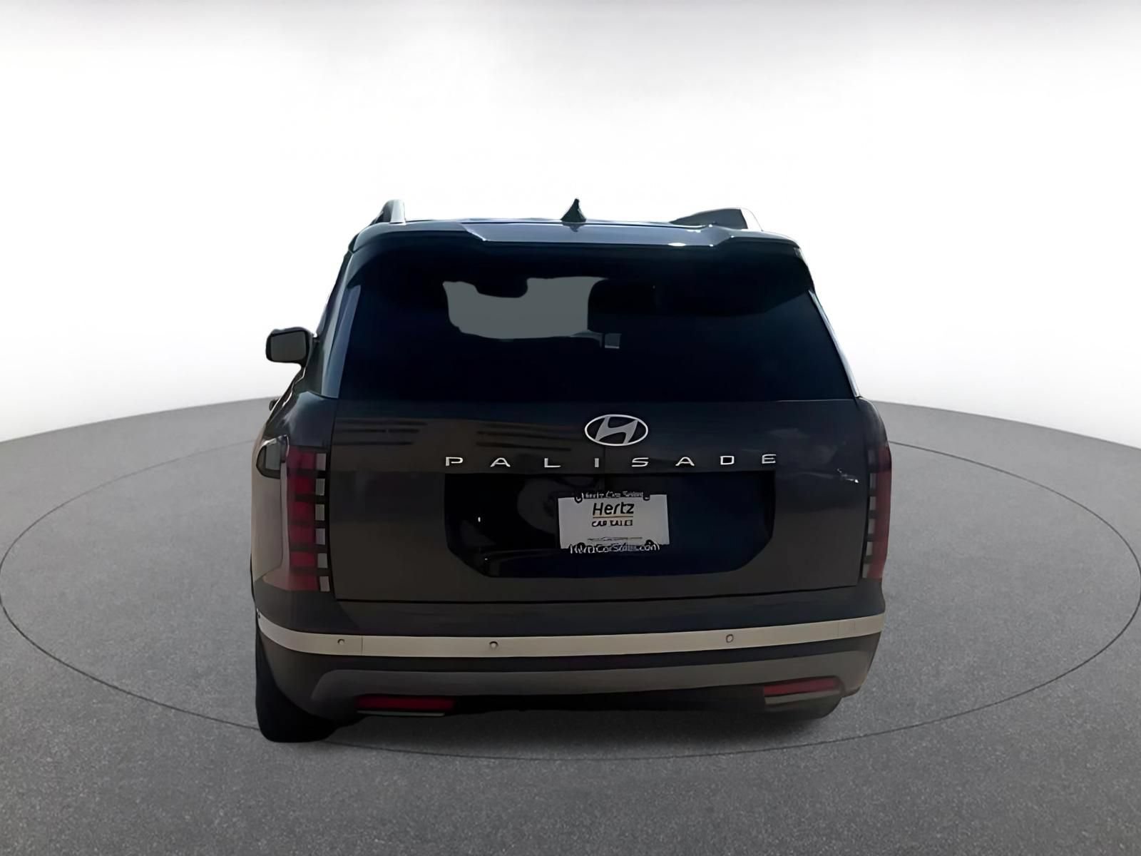 Used 2026 Hyundai Palisade SEL FWD image 11
