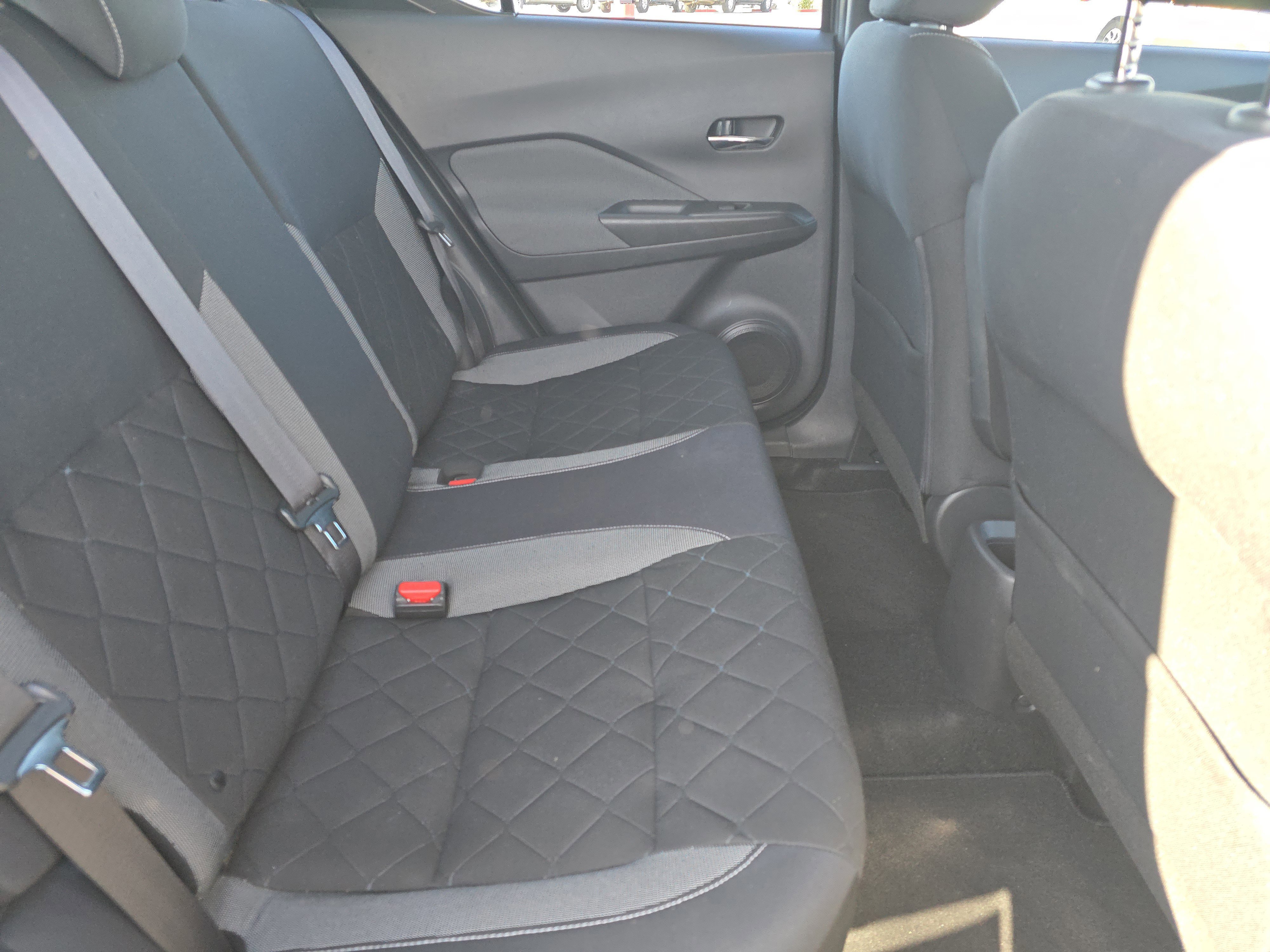 Used 2019 Nissan Kicks SV w/ Exterior Package image 12