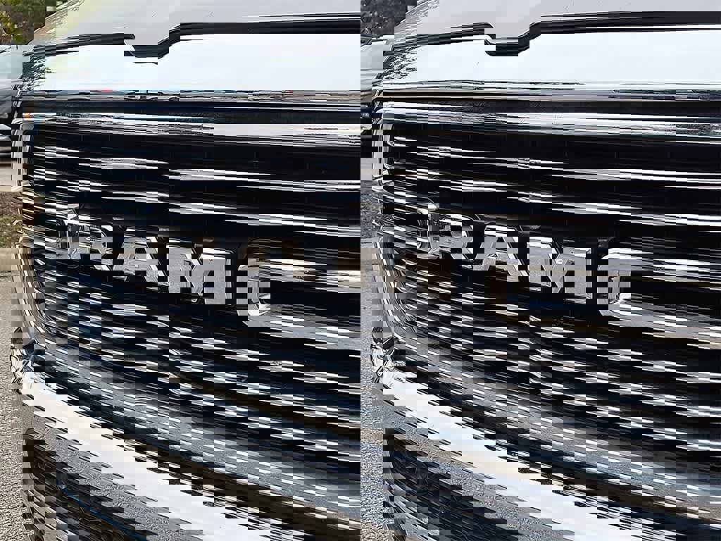 Used 2021 RAM 1500 Laramie image 28