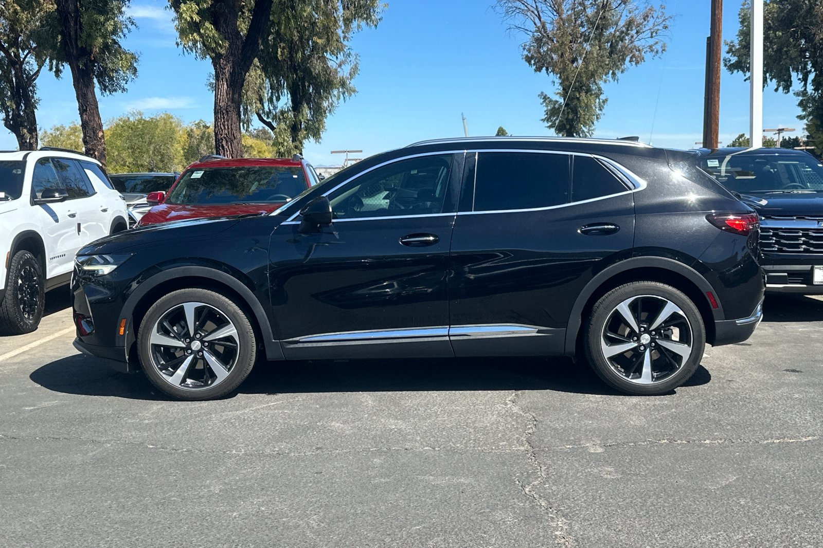 Used 2021 Buick Envision Essence FWD image 8