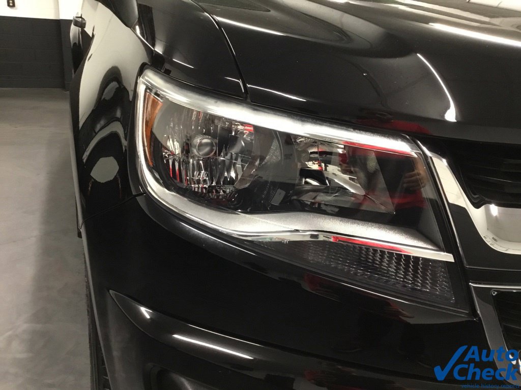 Used 2018 Chevrolet Colorado W/T AWD/4WD image 17