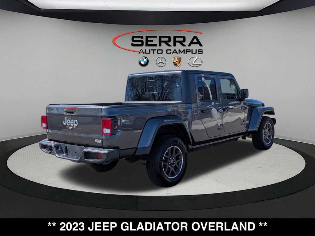 Used 2023 Jeep Gladiator Overland AWD/4WD image 11