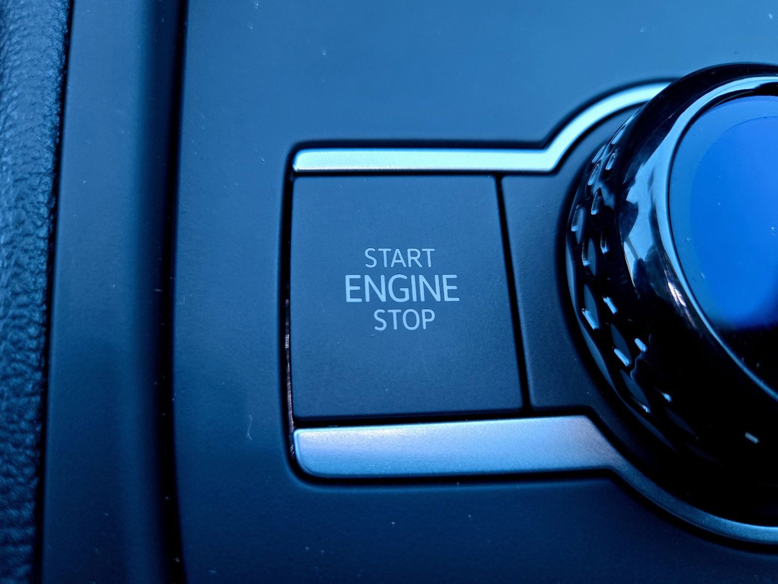 New 2026 Volkswagen Tiguan SE image 14