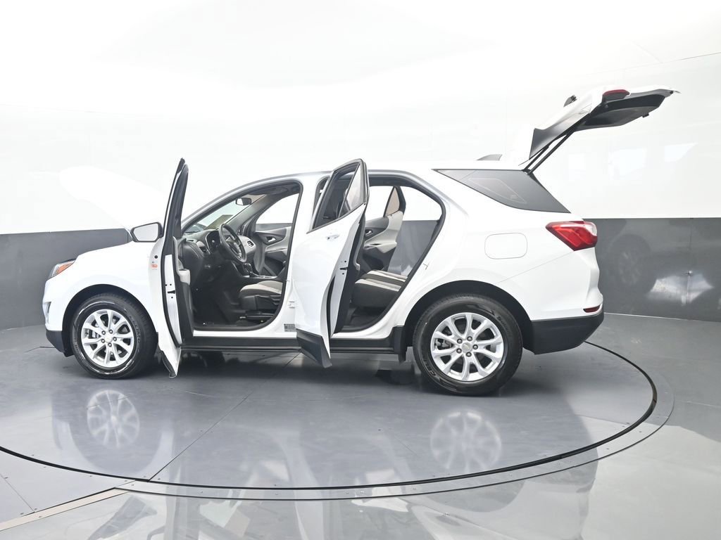 Used 2019 Chevrolet Equinox LS w/ LPO, Floor Liner Package FWD image 70
