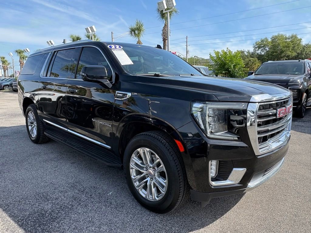 Used 2022 GMC Yukon XL SLT w/ SLT Luxury Package AWD/4WD image 9
