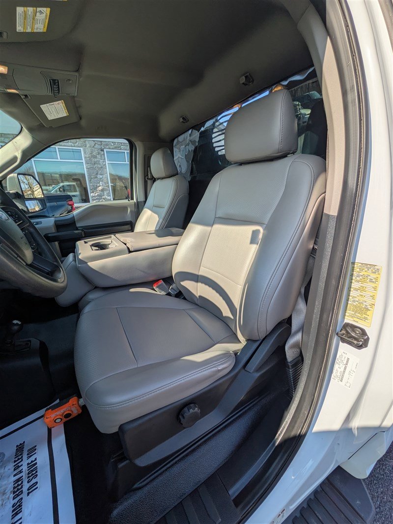 Used 2019 Ford F550 4x4 Regular Cab Super Duty image 19