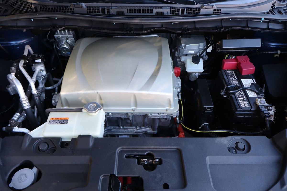 Used 2016 Nissan Leaf SV image 40