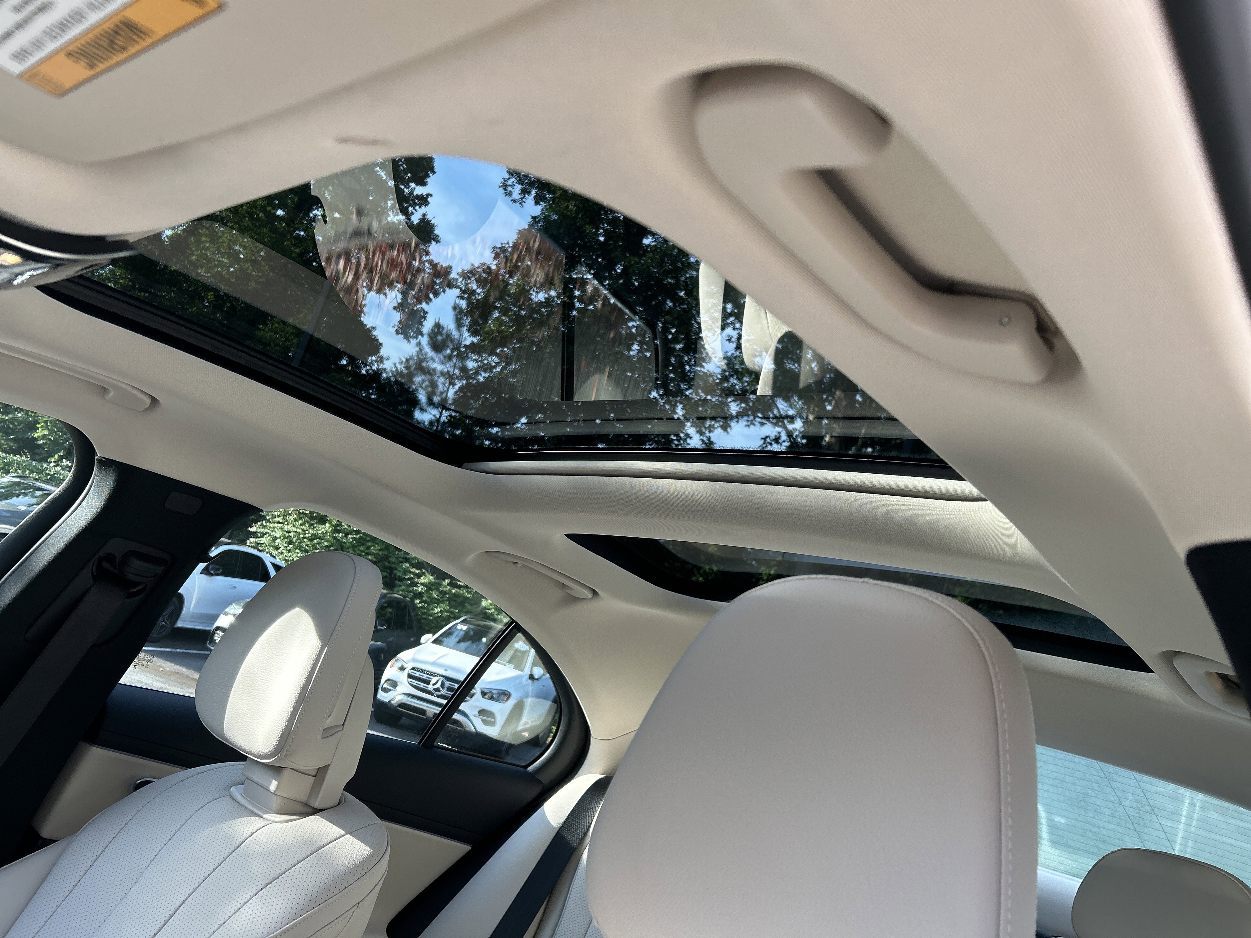 Certified 2025 Mercedes-Benz E 350 4MATIC Sedan image 24