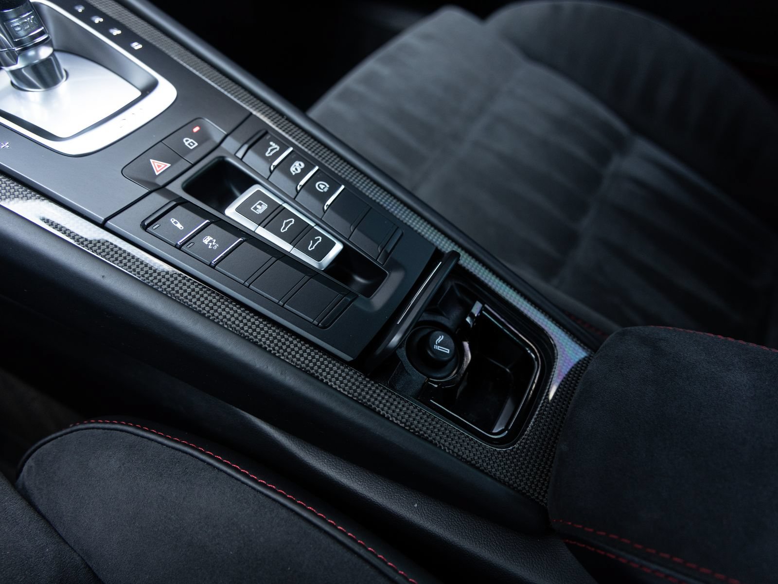 Certified 2019 Porsche 911 Carrera GTS RWD image 19