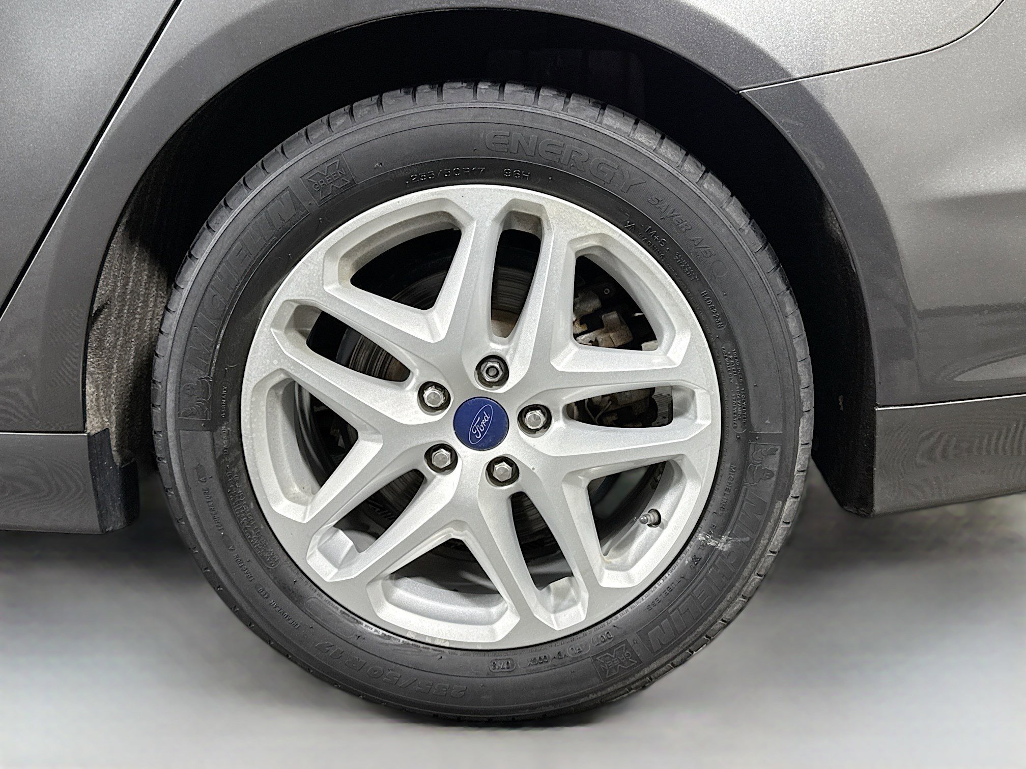 Used 2016 Ford Fusion SE image 36