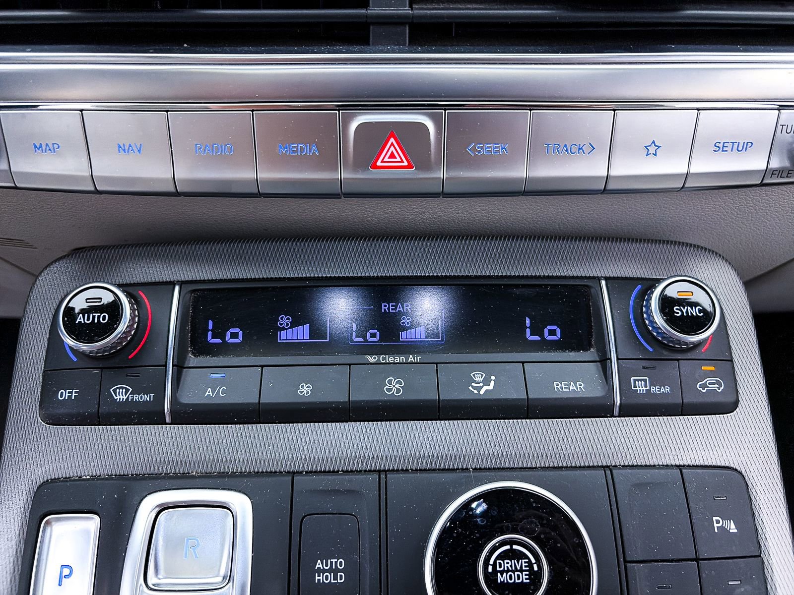 Used 2021 Hyundai Palisade Limited w/ Cargo Package FWD image 25