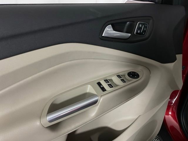 Used 2019 Ford Escape Titanium FWD image 24