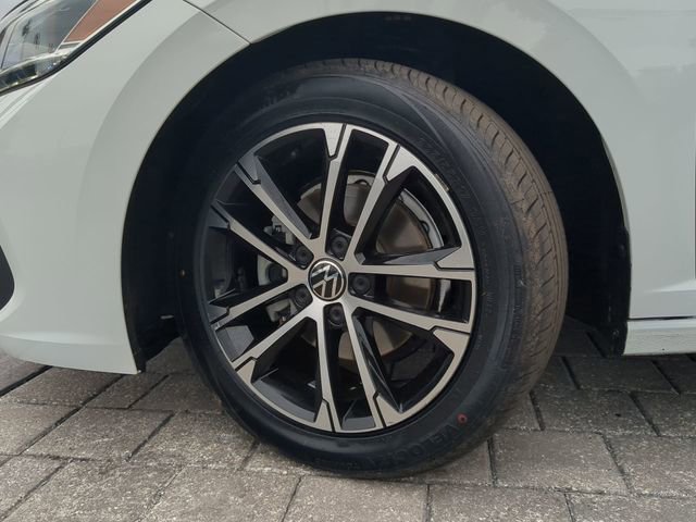 Certified 2023 Volkswagen Jetta Sport image 30