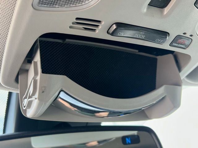 Used 2018 Toyota Sienna XLE w/ XLE Navigation Package image 37