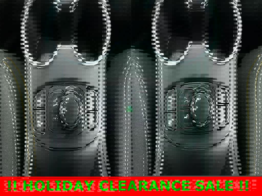 Used 2020 GMC Terrain SLE w/ Driver Convenience Package image 31