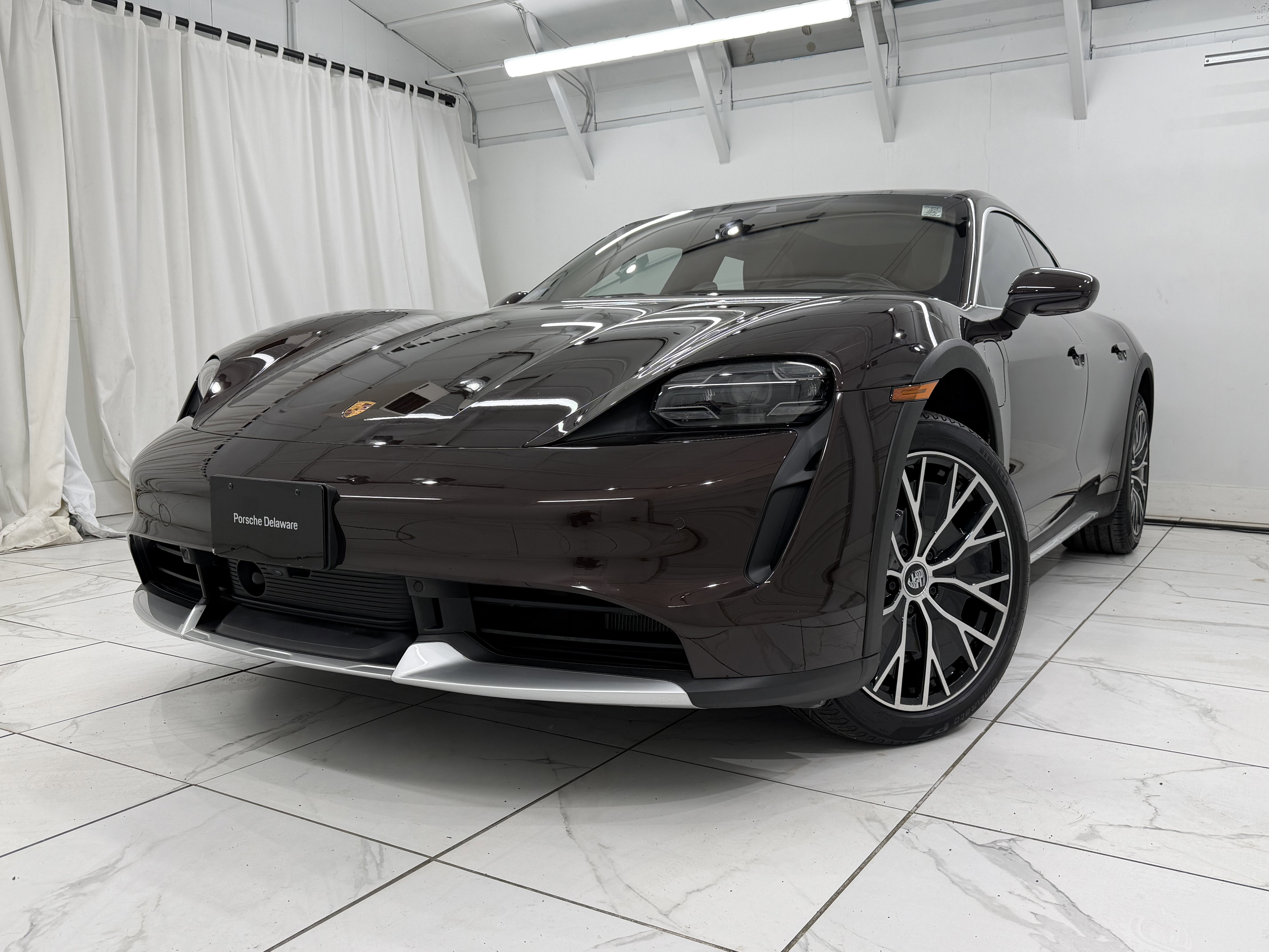 Certified 2023 Porsche Taycan Turbo image 8