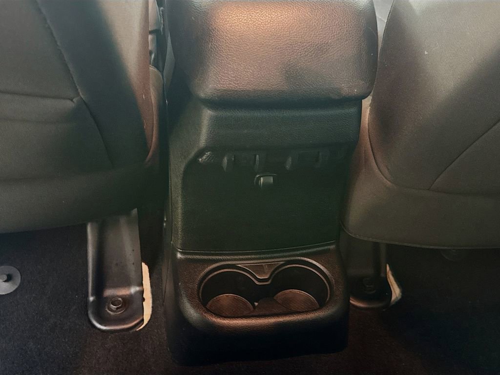 Used 2015 Jeep Wrangler Unlimited Willys image 28