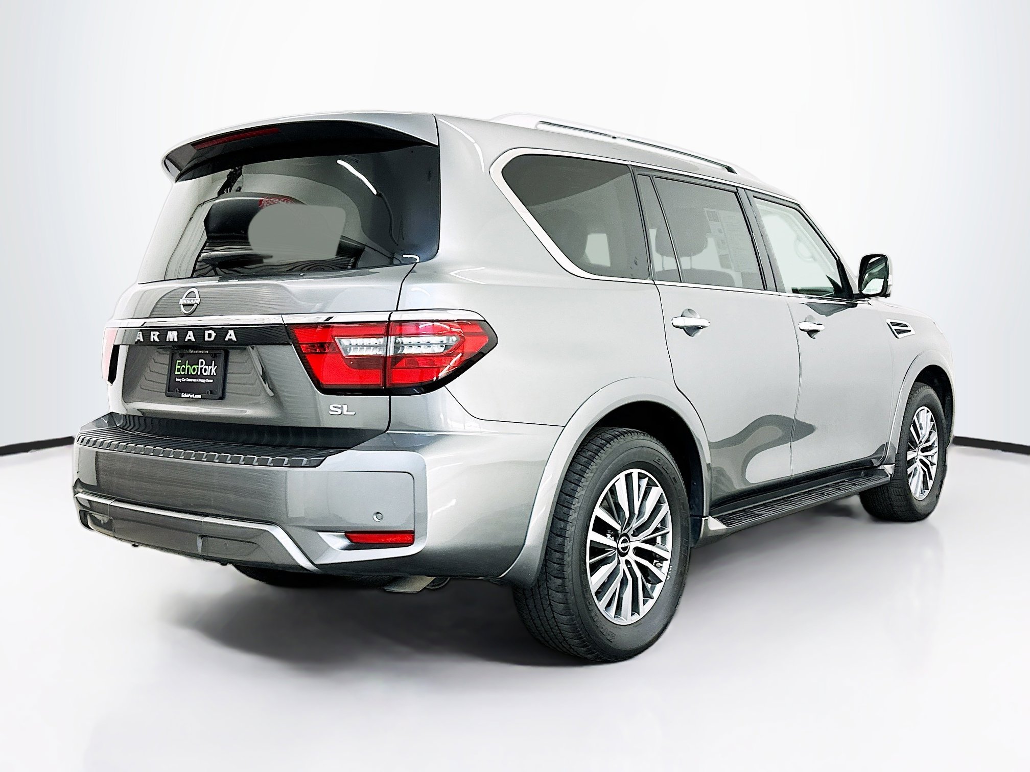 Used 2024 Nissan Armada SL image 9