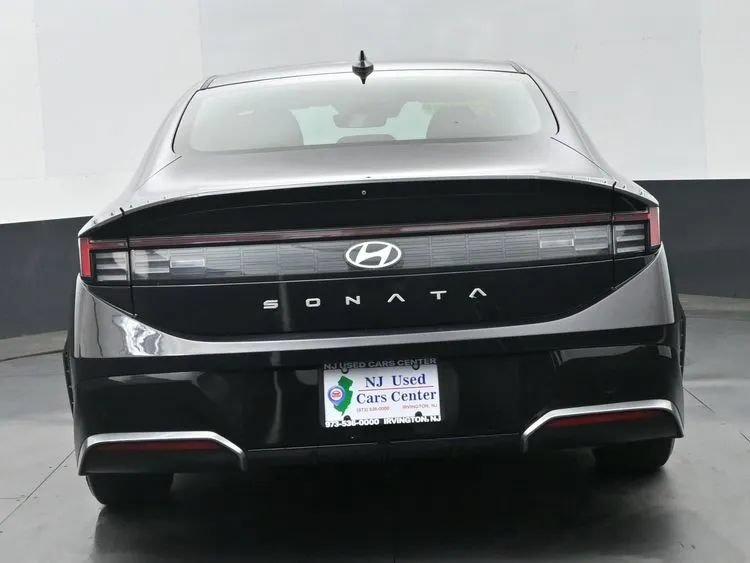 Used 2024 Hyundai Sonata SEL FWD image 8