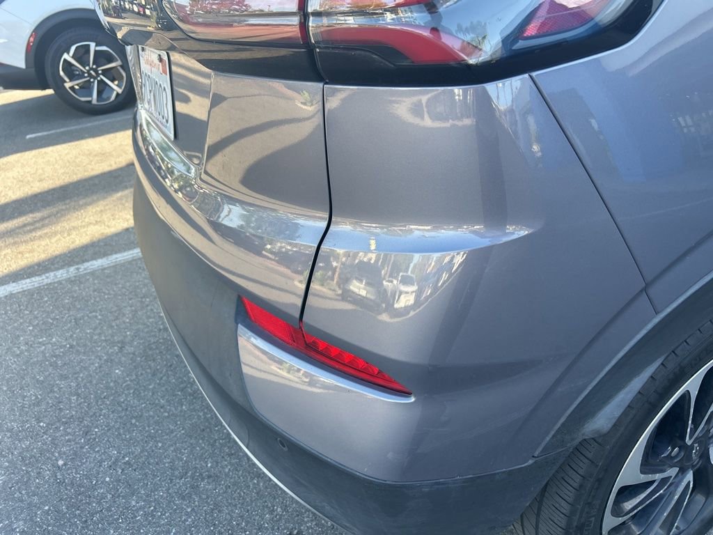 Used 2022 Chevrolet Bolt EUV Premier FWD image 7