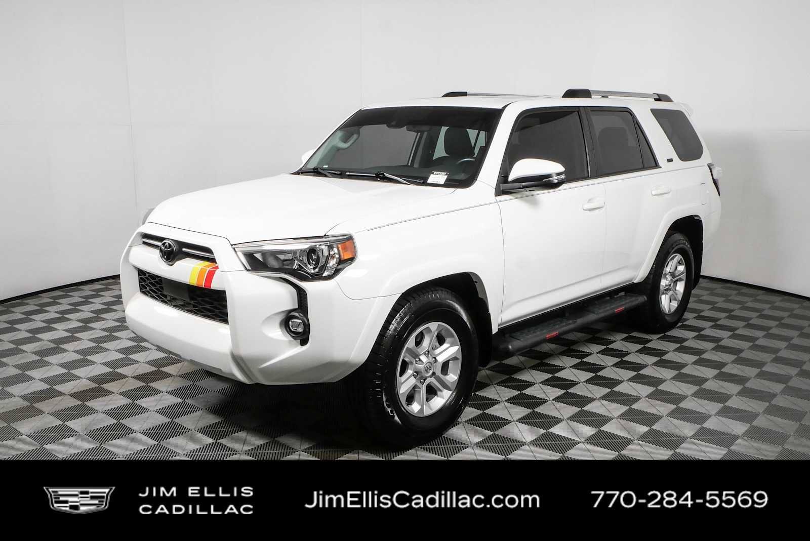 Used 2023 Toyota 4Runner SR5 Premium w/ Moonroof Package RWD image 26