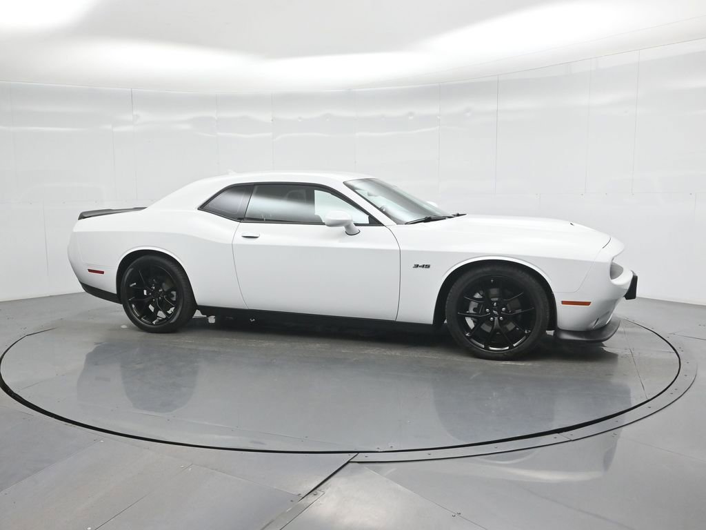 Used 2023 Dodge Challenger R/T image 30