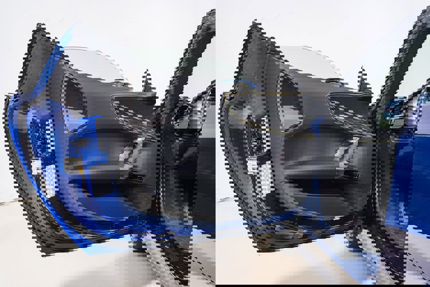 Used 2022 Ferrari SF90 Spider image 26