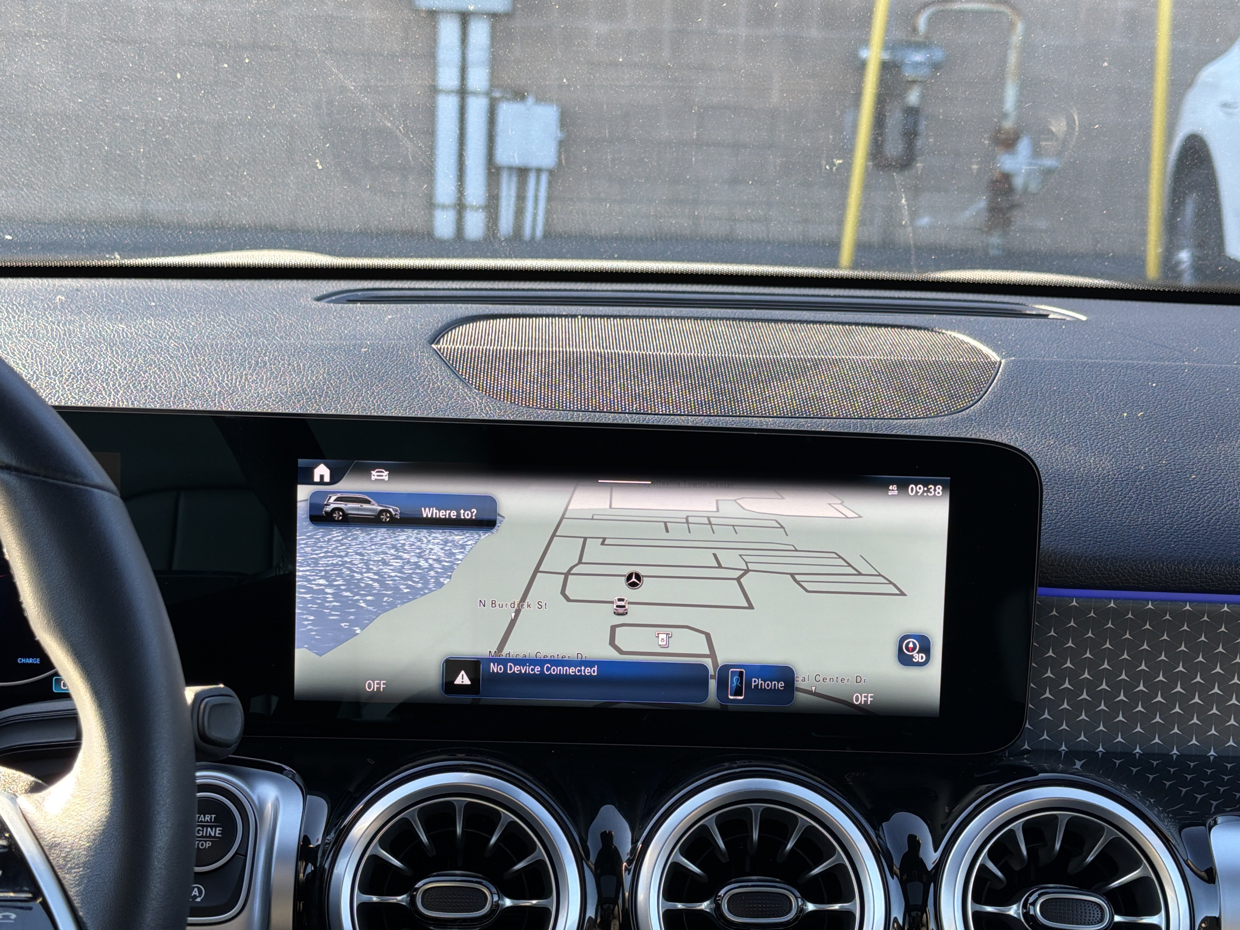 Certified 2025 Mercedes-Benz GLB 250 4MATIC image 21