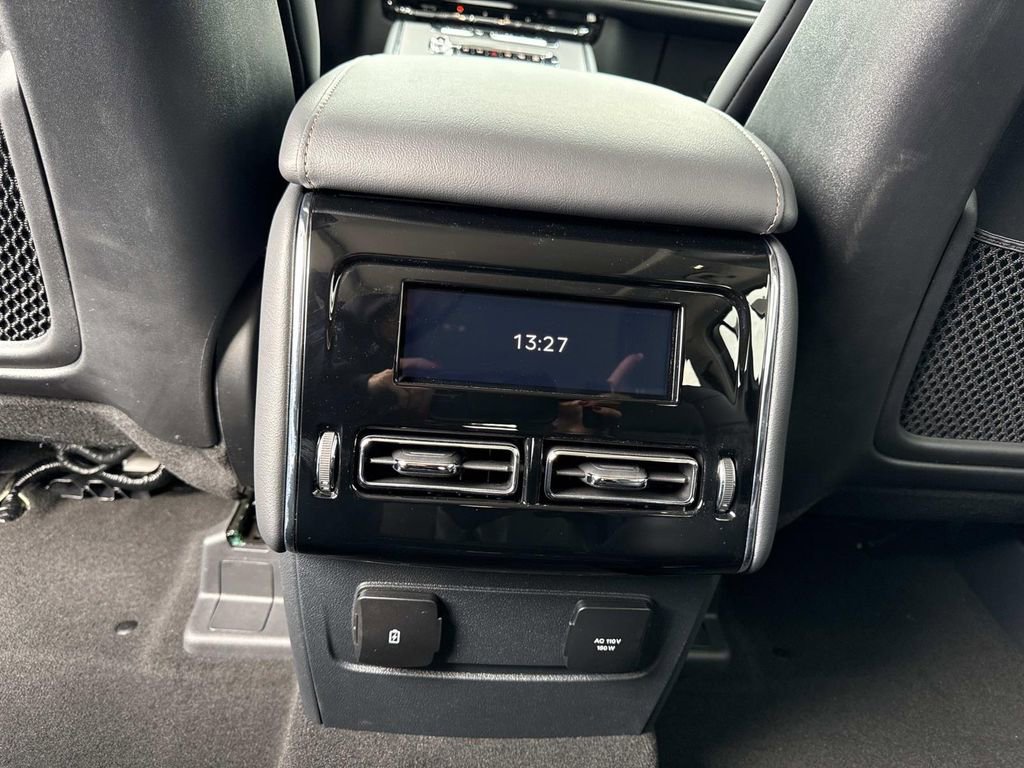 New 2026 Lincoln Aviator AWD image 16