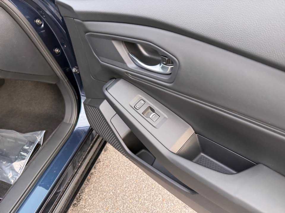 Used 2026 Honda Accord EX-L image 31