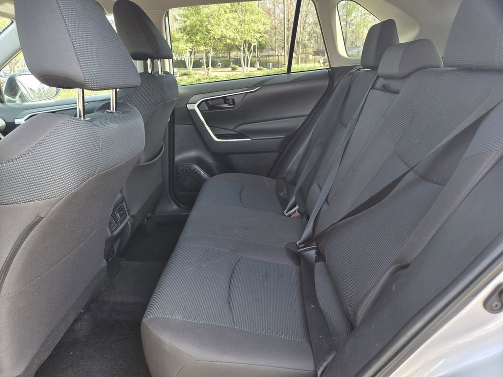 Used 2023 Toyota RAV4 LE image 17