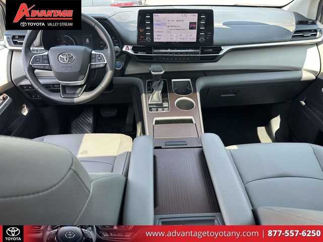 Used 2021 Toyota Sienna XLE AWD/4WD image 15