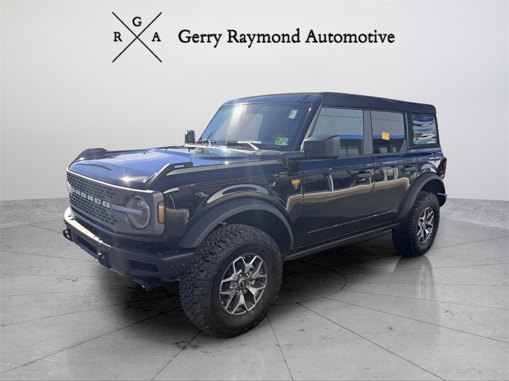 Used 2024 Ford Bronco Badlands image 3