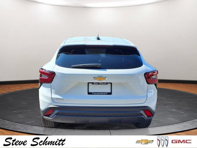 New 2026 Chevrolet Trax LS w/ LS Convenience Package FWD image 21