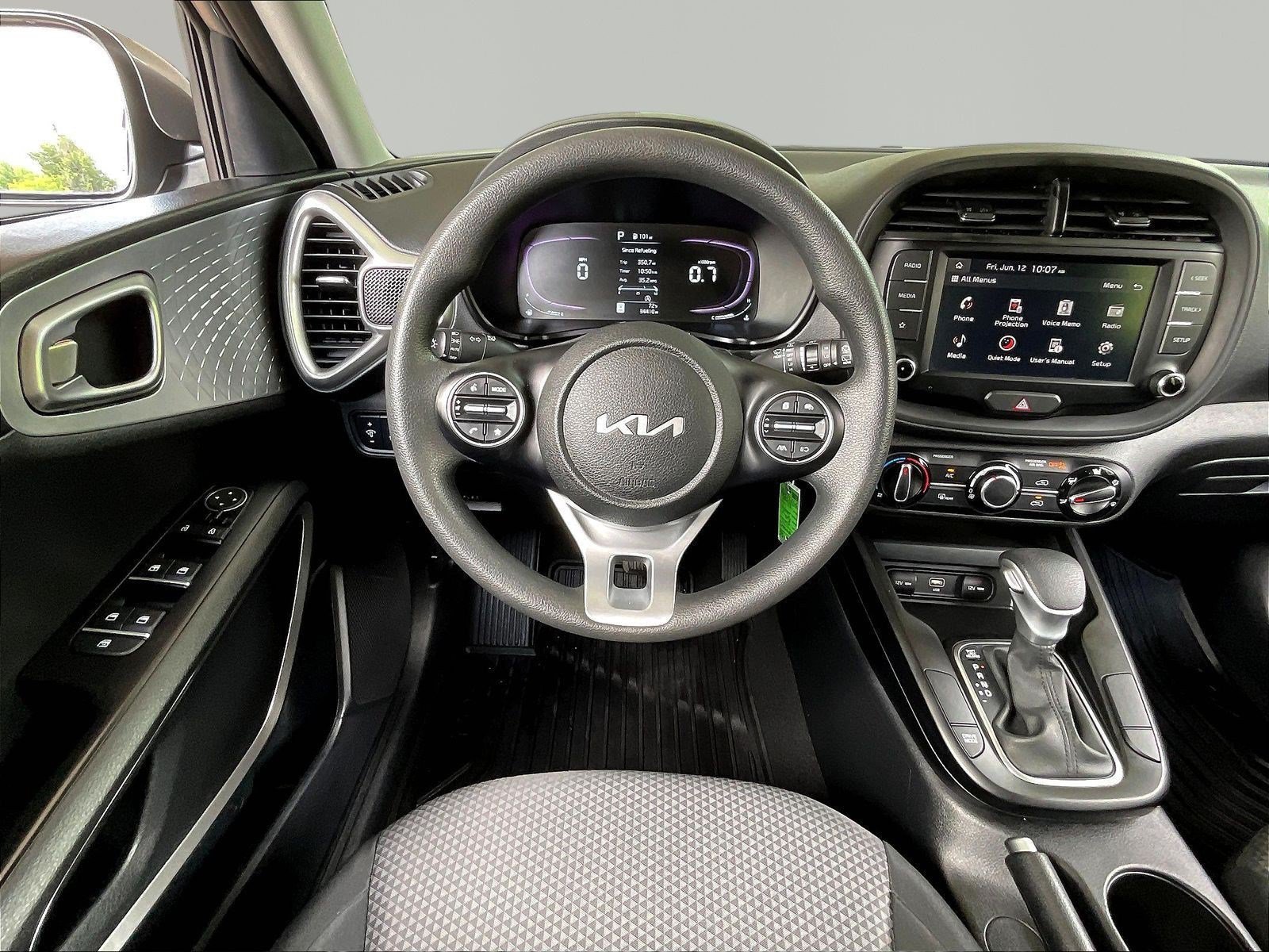 Used 2023 Kia Soul LX FWD image 8