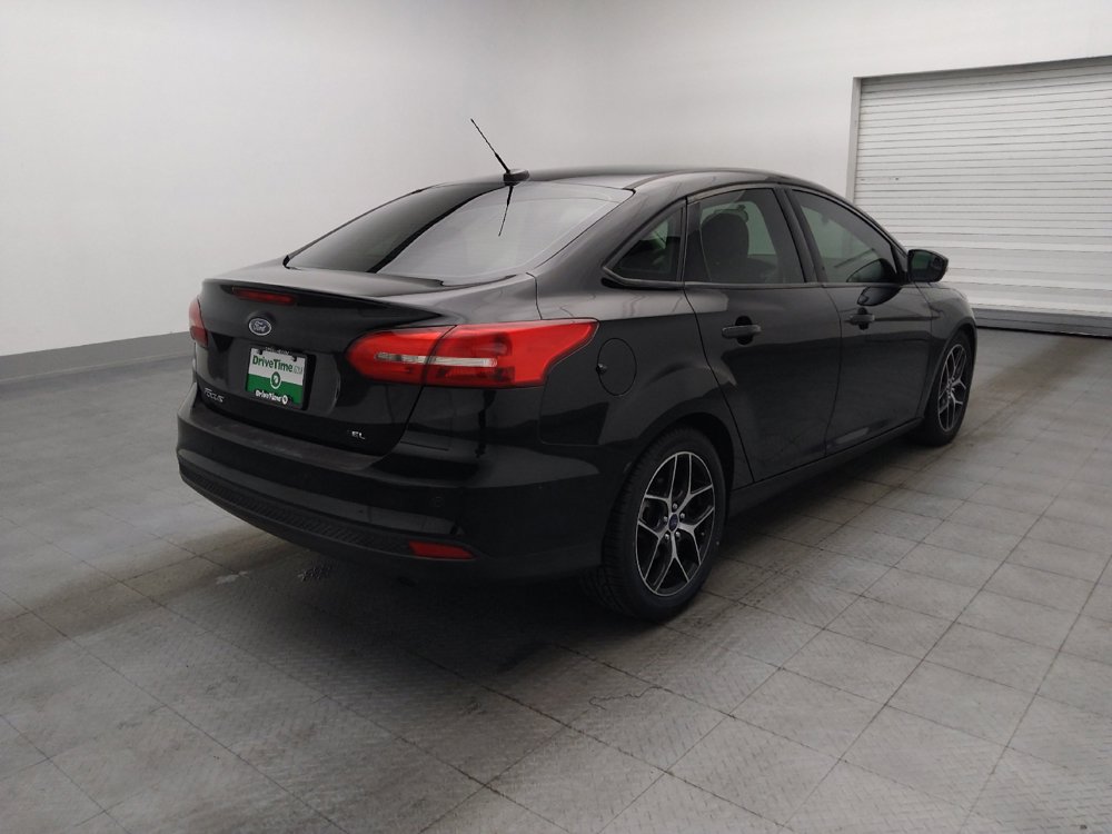 Used 2017 Ford Focus SEL FWD image 9