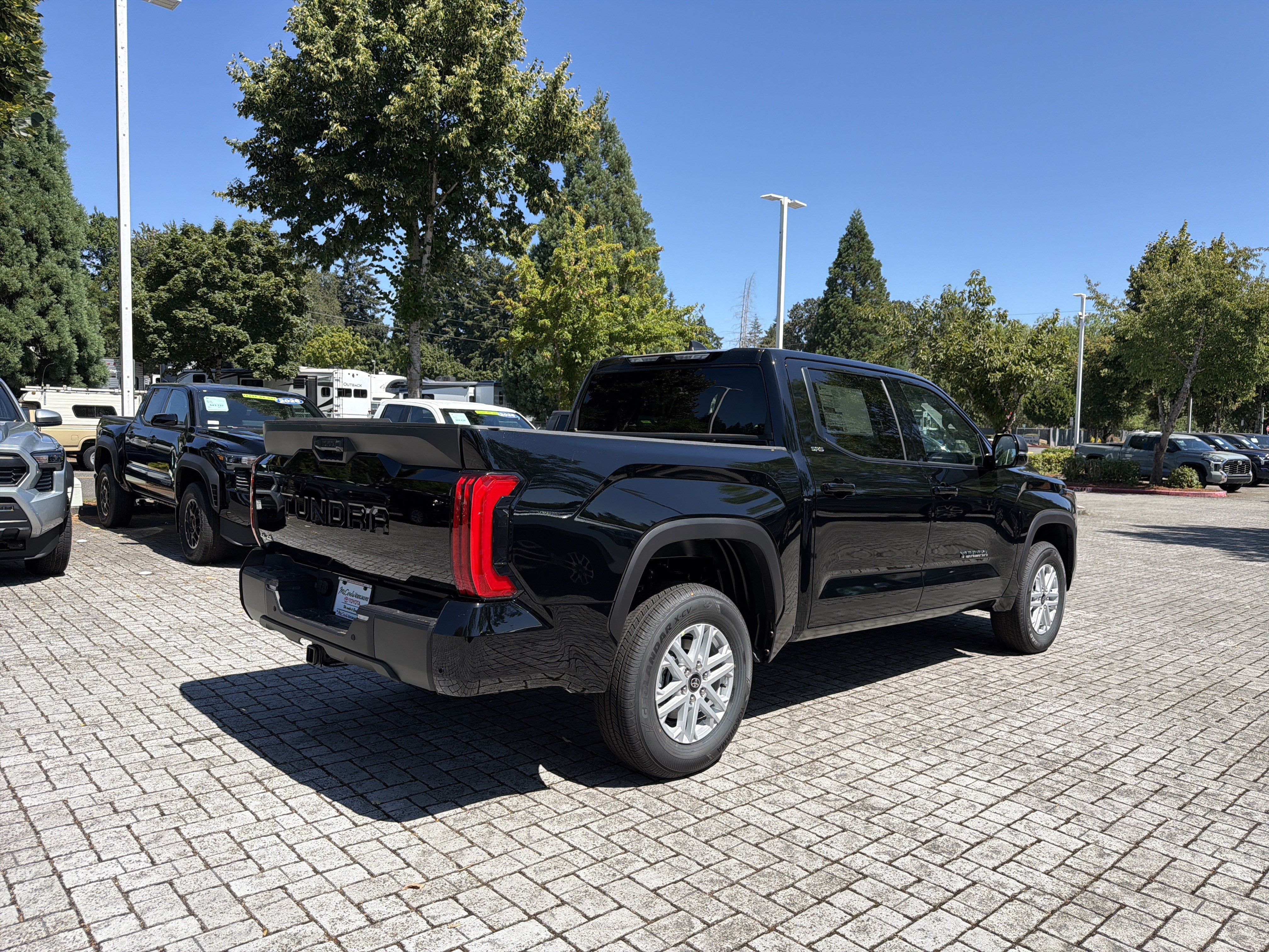 New 2026 Toyota Tundra SR5 w/ SR5 Premium Package AWD/4WD image 7