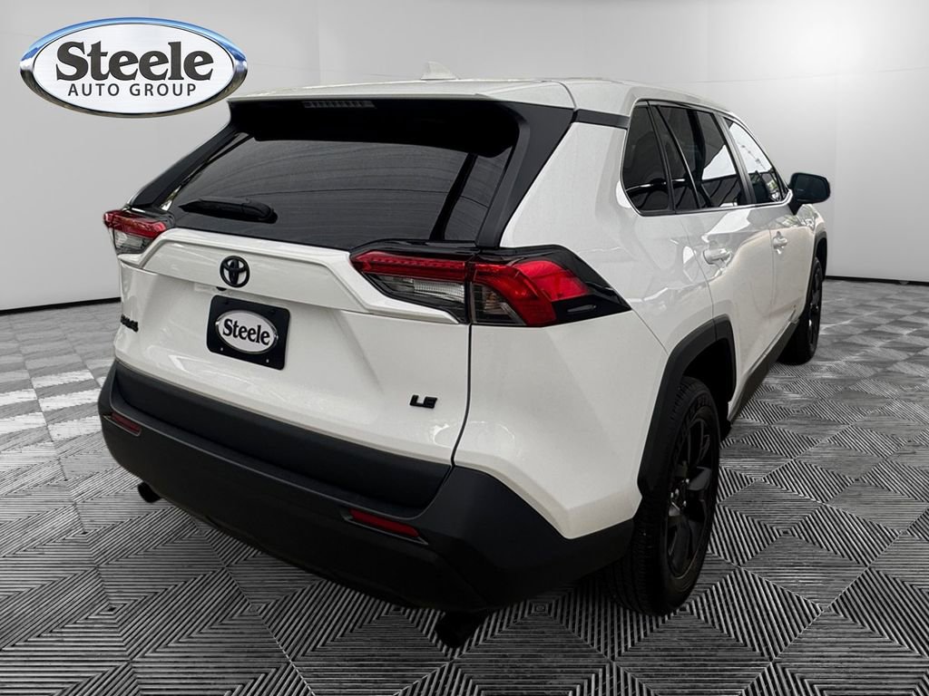 Used 2025 Toyota RAV4 LE FWD image 5