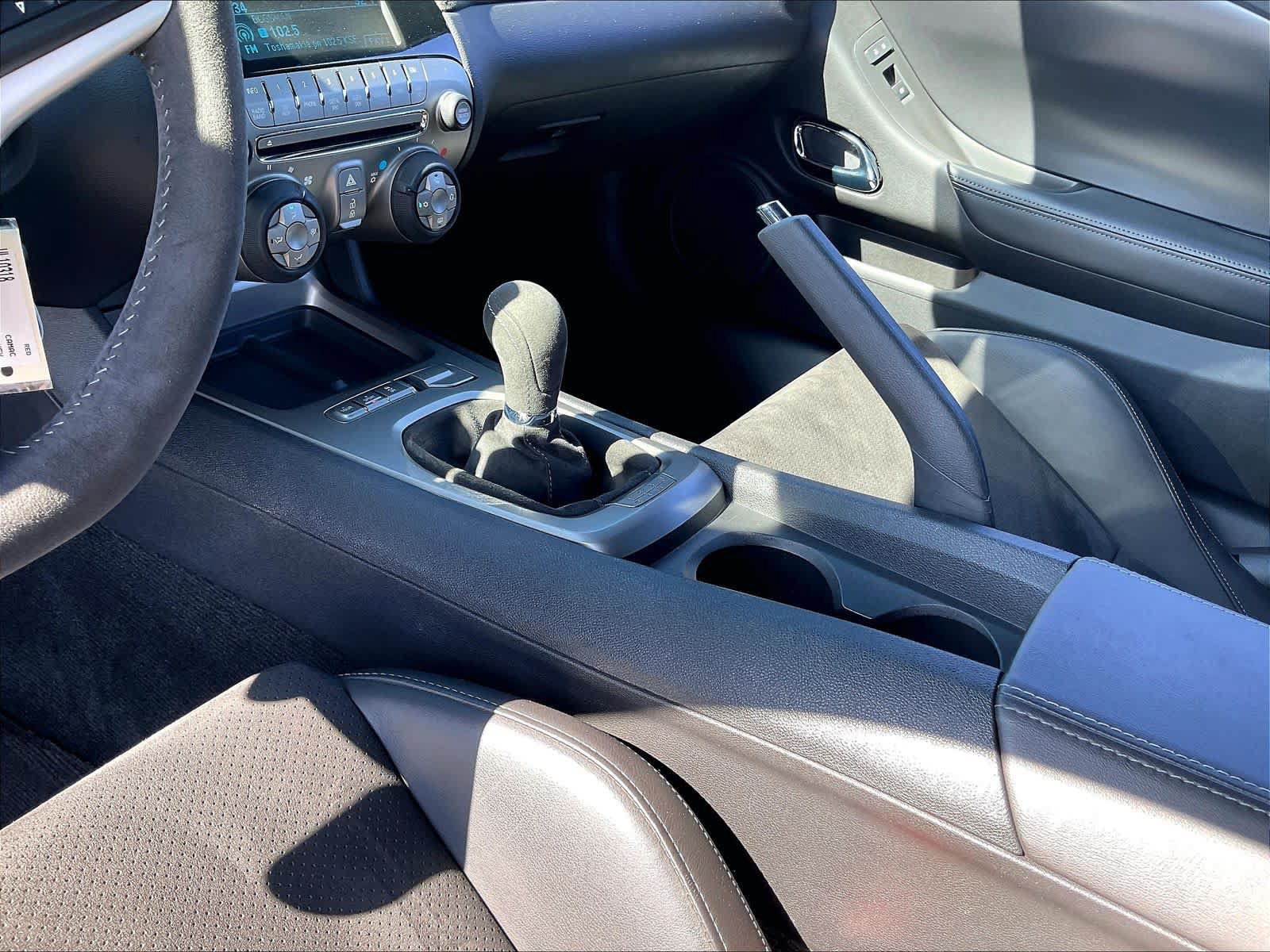 Used 2015 Chevrolet Camaro Z/28 RWD image 20