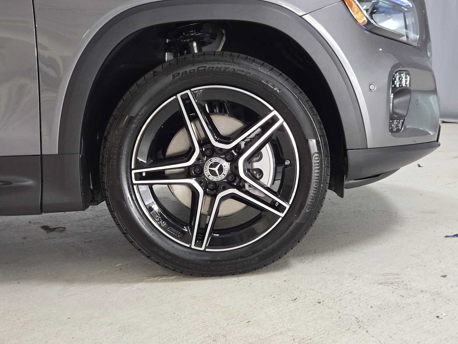New 2026 Mercedes-Benz GLB 250 4MATIC image 9