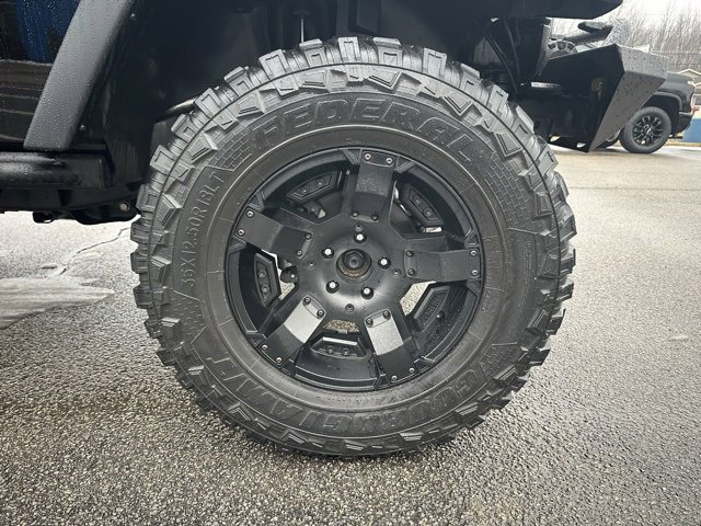 Used 2016 Jeep Wrangler Unlimited Sport image 6