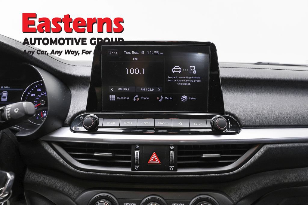Used 2023 Kia Forte LXS w/ LXS Technology Package FWD image 14