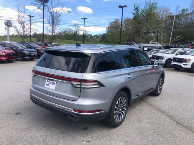 Used 2023 Lincoln Aviator AWD w/ Premium Package image 5
