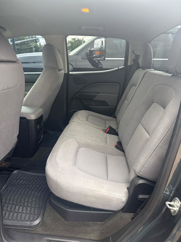 Used 2015 Chevrolet Colorado W/T RWD image 21